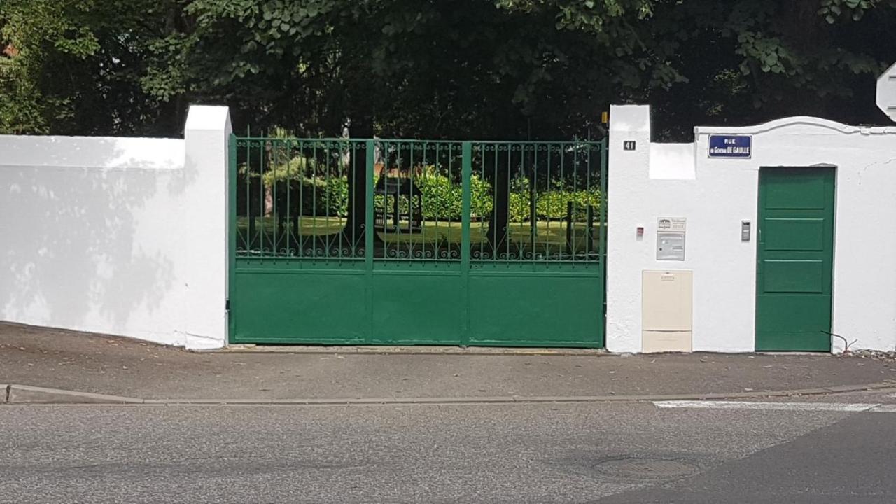 Villa Bonvouloir Bagnères-de-Bigorre Exteriör bild