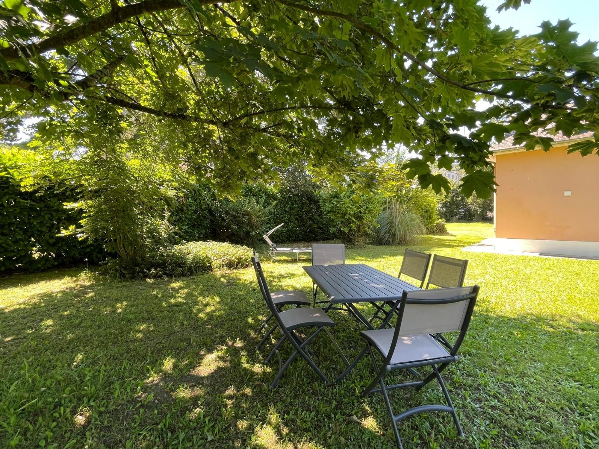 Villa Bonvouloir Bagnères-de-Bigorre Exteriör bild